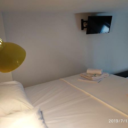 Thess Rooms Georgiou Katechaki 13 Salonicco Esterno foto