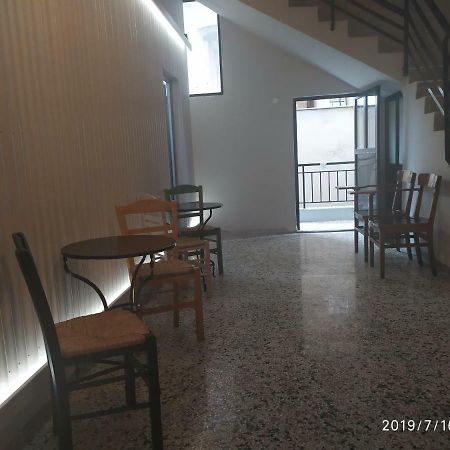Thess Rooms Georgiou Katechaki 13 Salonicco Esterno foto