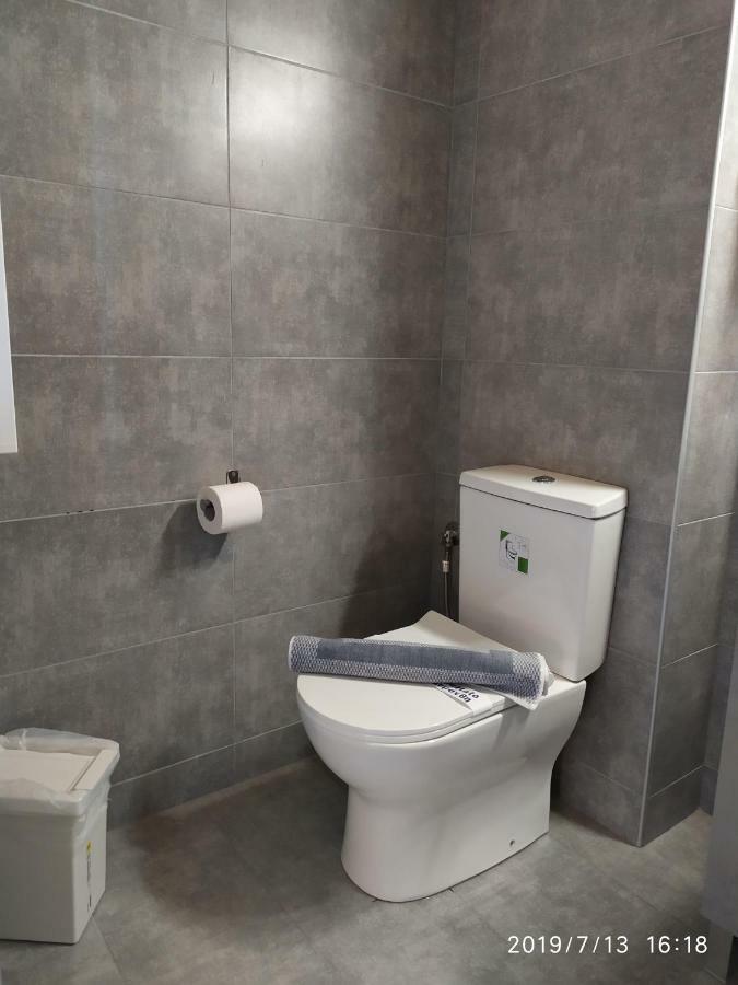 Thess Rooms Georgiou Katechaki 13 Salonicco Esterno foto