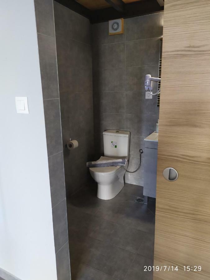 Thess Rooms Georgiou Katechaki 13 Salonicco Esterno foto
