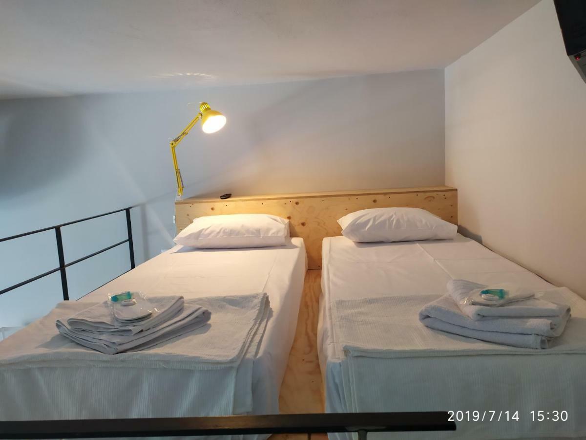 Thess Rooms Georgiou Katechaki 13 Salonicco Esterno foto